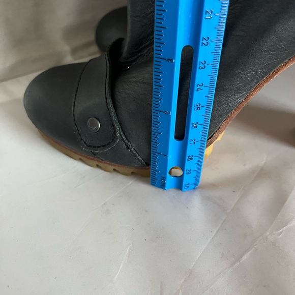 Cat Footwear Women's Buckle Up Boot 7 - Picture 13 of 14